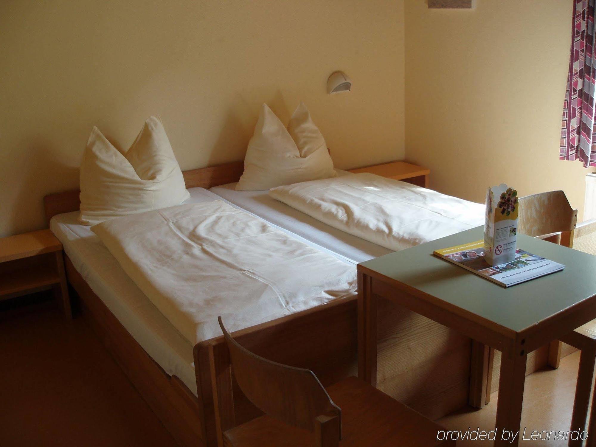 Jufa St. Martin Otel Sankt Martin am Tennengebirge Oda fotoğraf