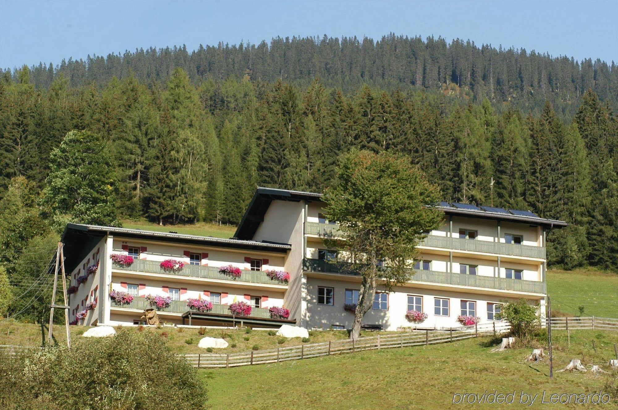 Jufa St. Martin Otel Sankt Martin am Tennengebirge Dış mekan fotoğraf