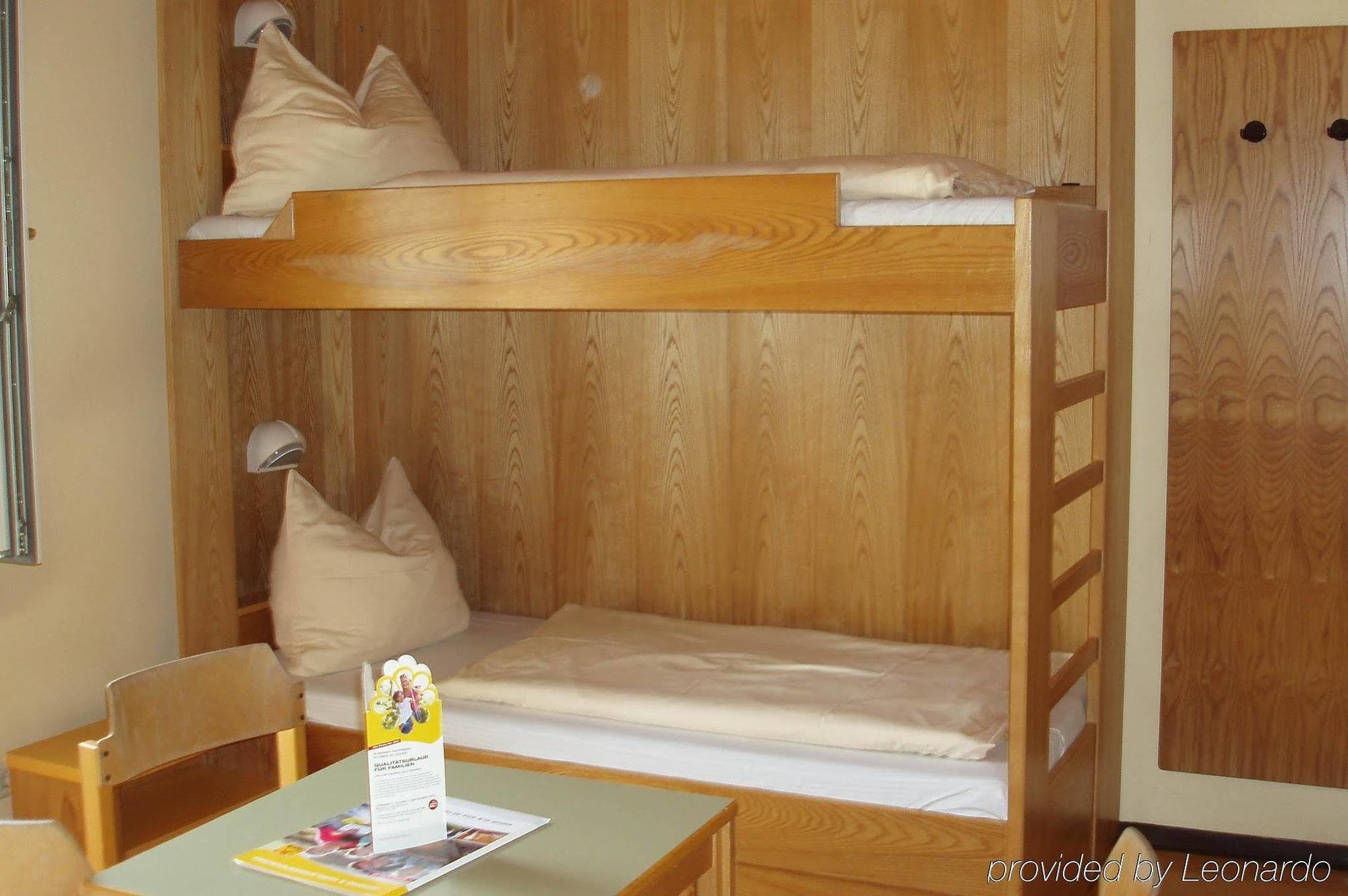 Jufa St. Martin Otel Sankt Martin am Tennengebirge Oda fotoğraf